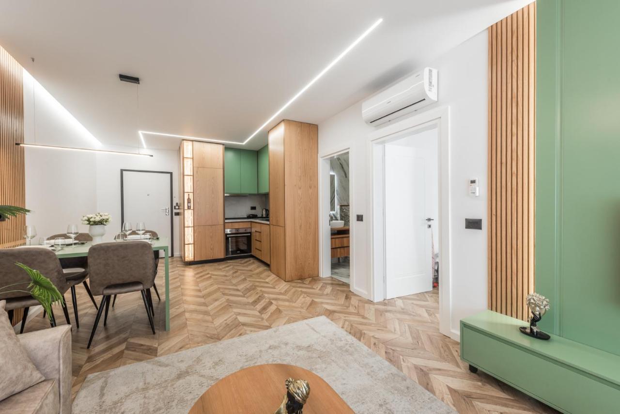 Tropical Palm Retreat-brand New Apartament